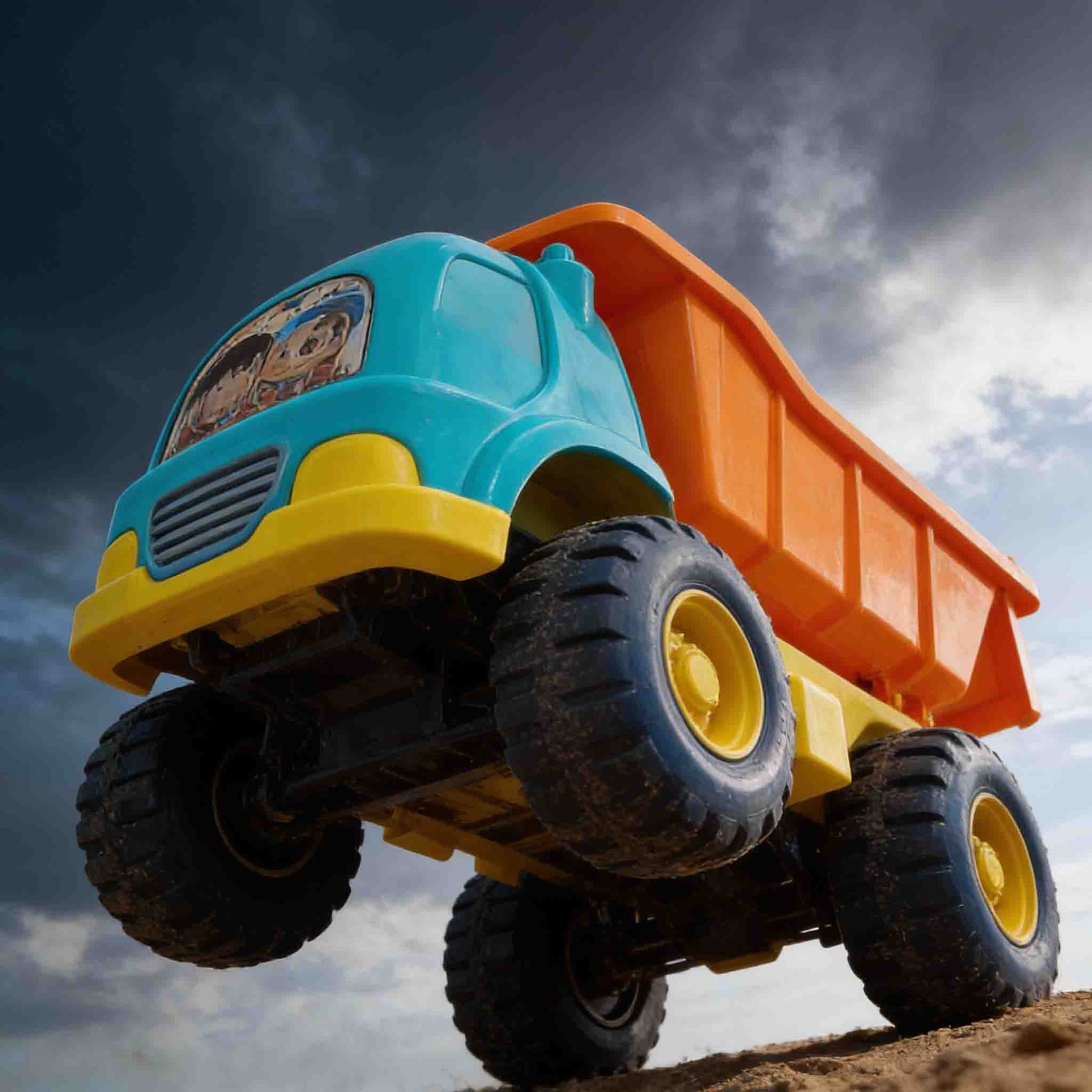 kids beach sand toy dump truck set with tools
