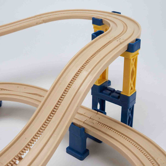 Track City Portable Train Track Playset 173PCS – Mega City Railway Carry Case Toy (Ages 3+) | Qatar