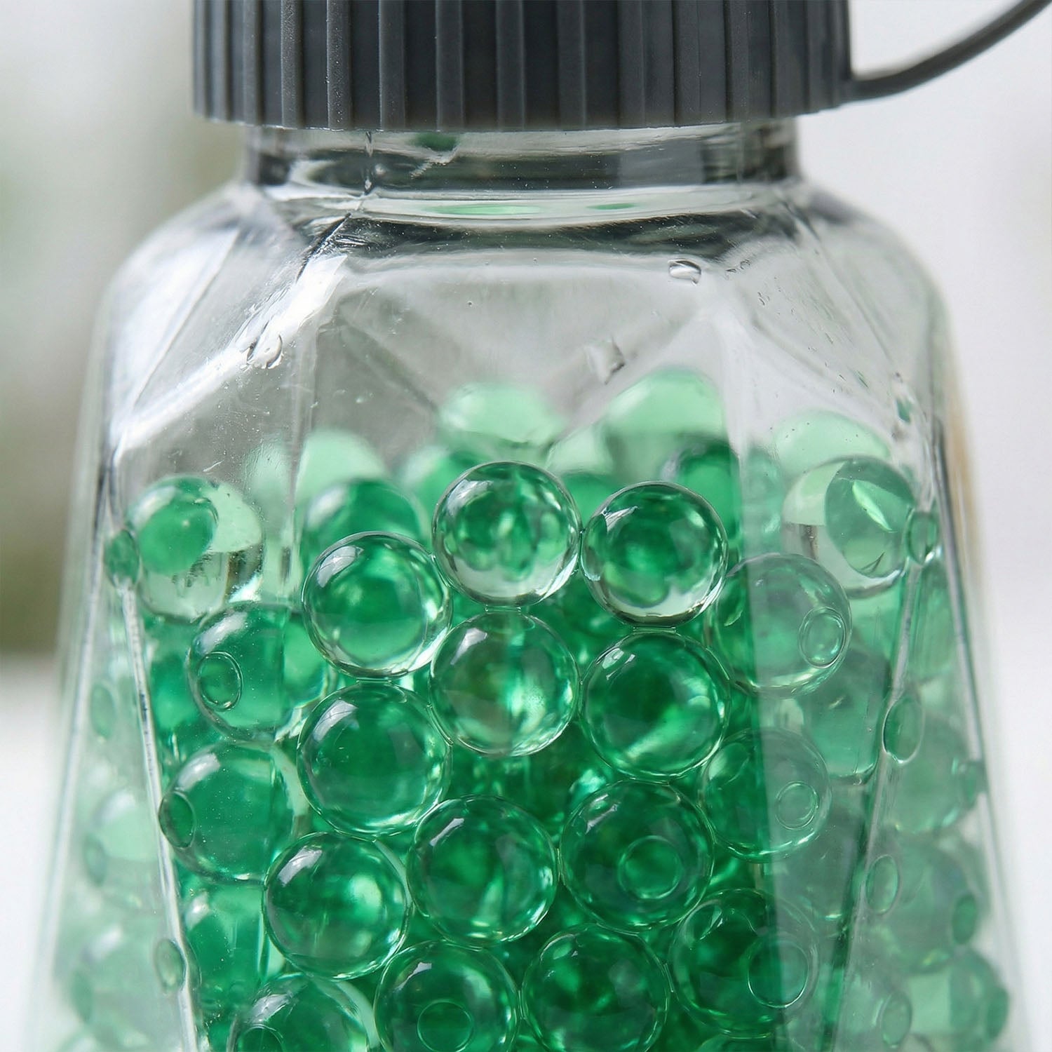 Plastic gel ball scatter bottle for outdoor gel games