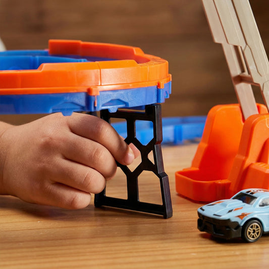 Electric car racing track set with 360 degree loop