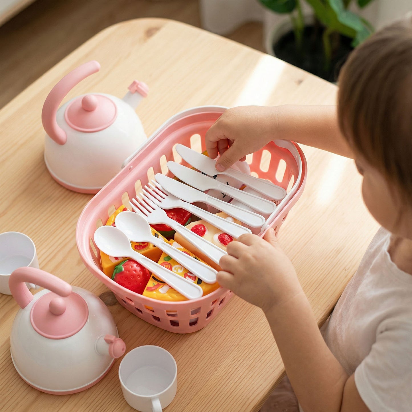 Kids picnic basket kitchen playset with food and utensils
