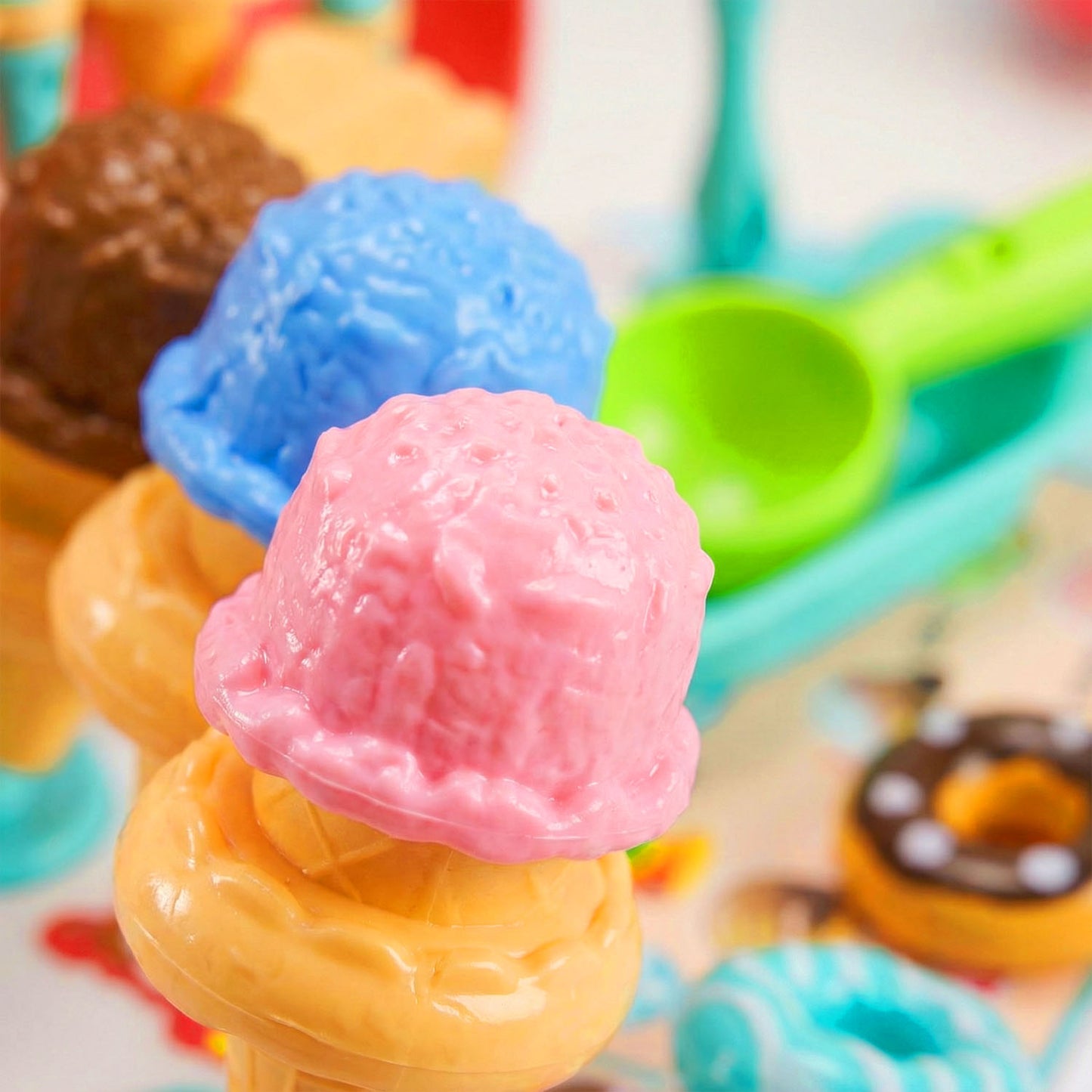 Kids Ice Cream Suitcase Play Set 27PCS – Sweets Ice Cream Role Play Toy | Qatar