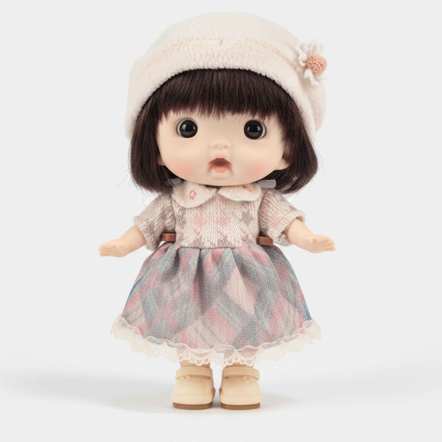 7-Inch Cartoon Doll – Winter Outfit Collectible Toy