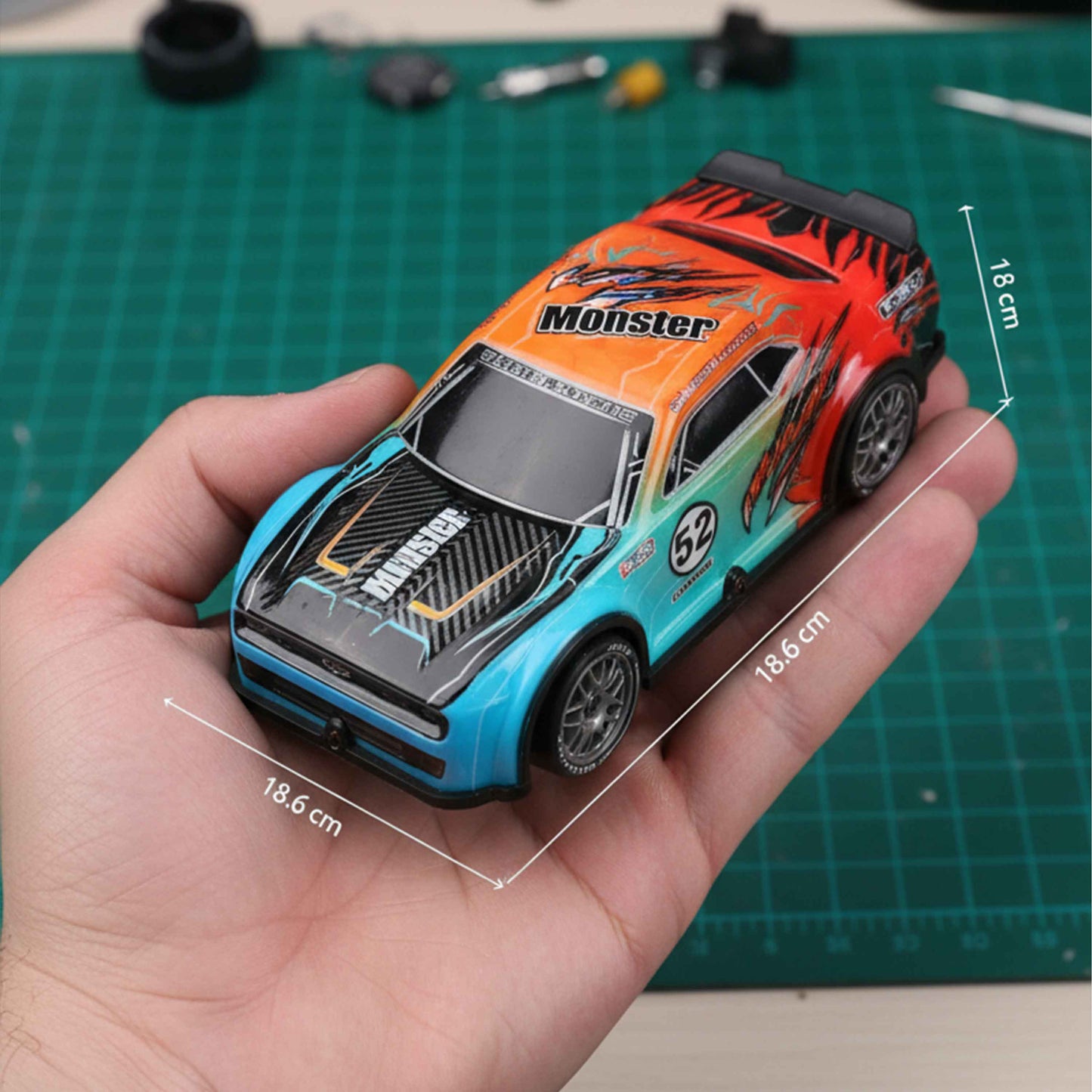 1:22 RC Drift Car 4WD 2.4GHz with LED Lights – USB Rechargeable (Blue/Red or Orange/Teal)