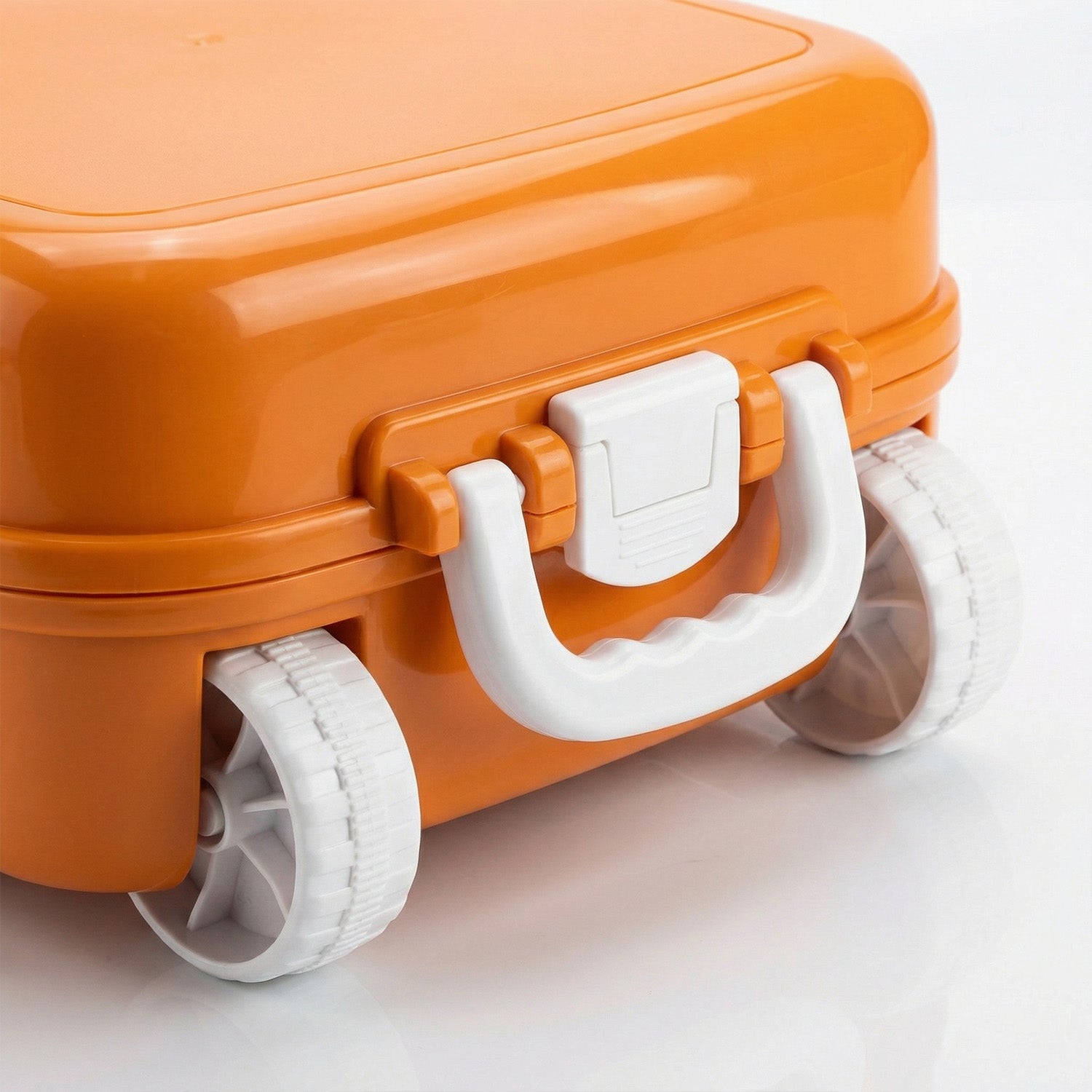 Construction vehicles suitcase playset