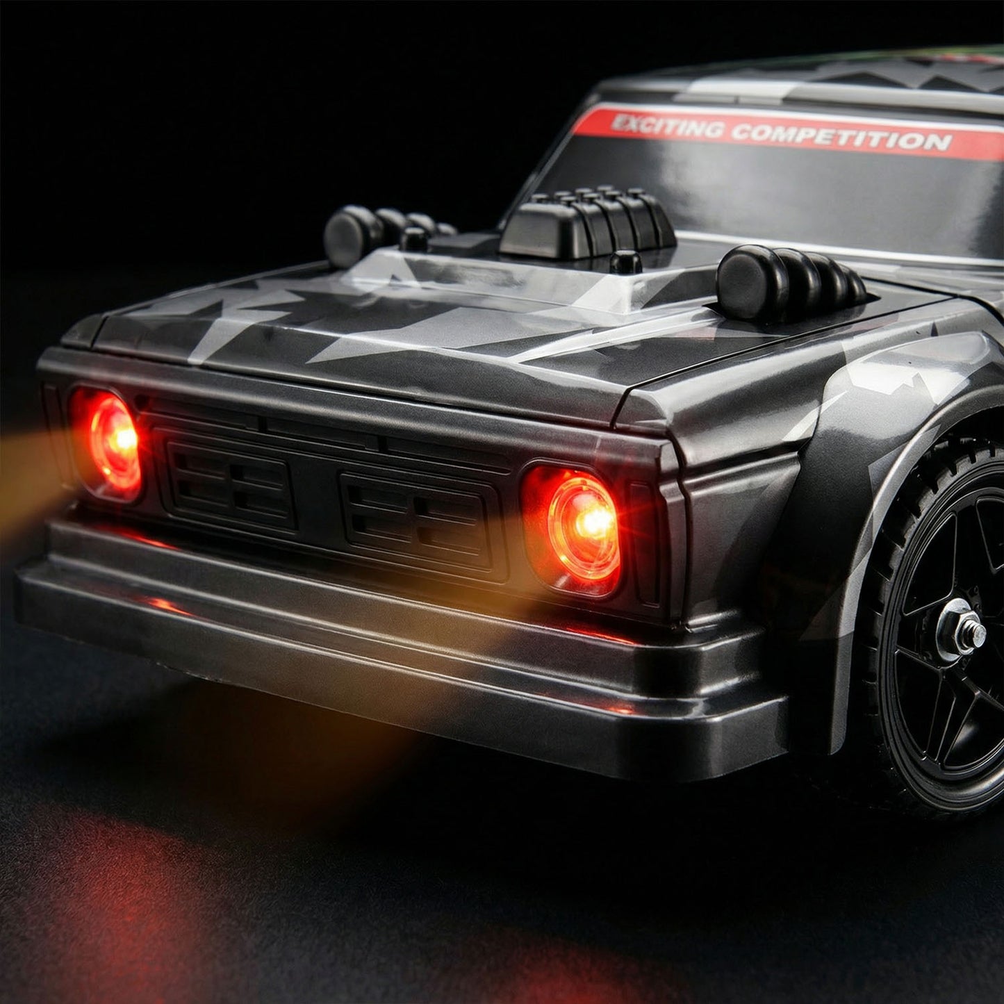 High speed brushless RC racing car with drift tyres
