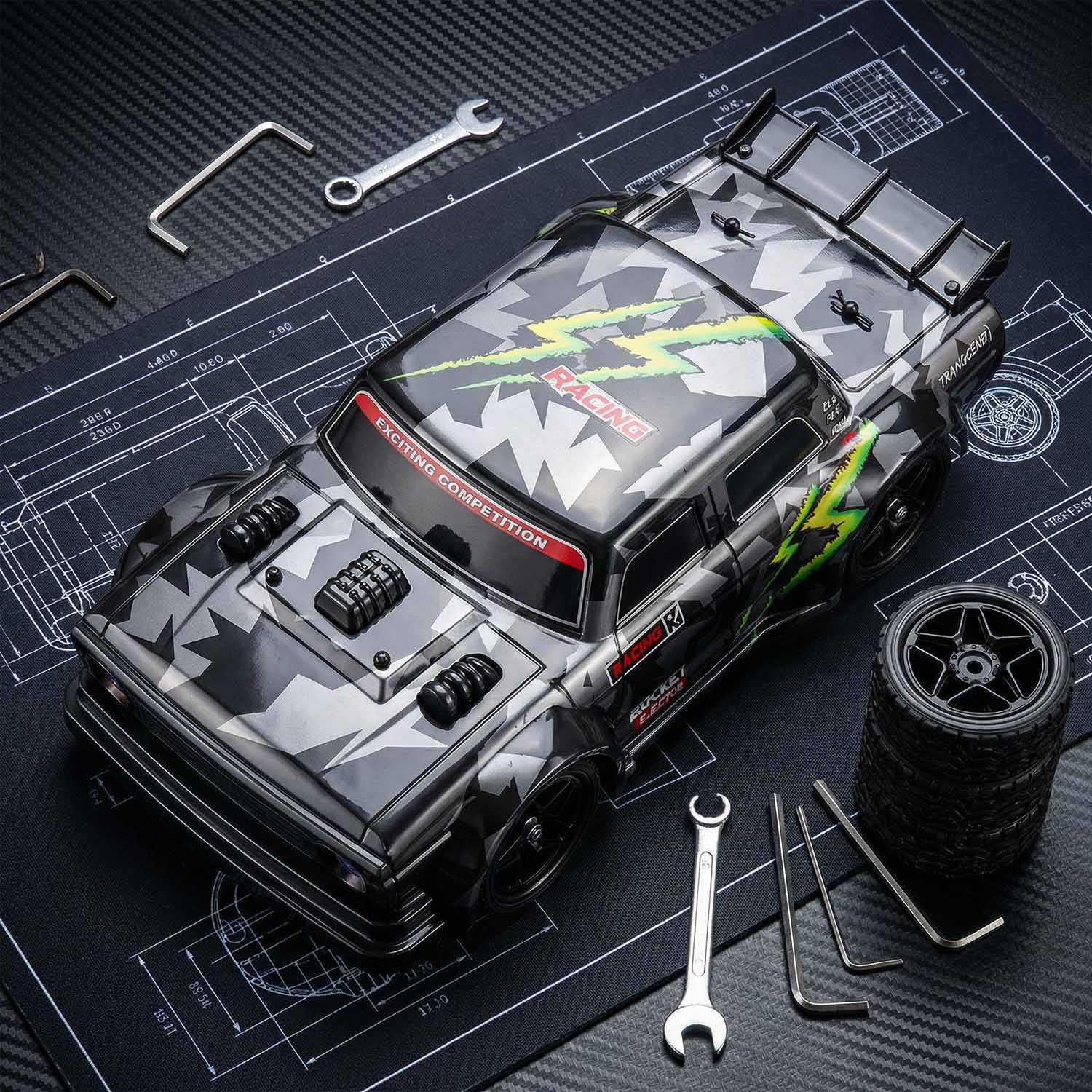 4WD RC car with metal drivetrain and LED headlights