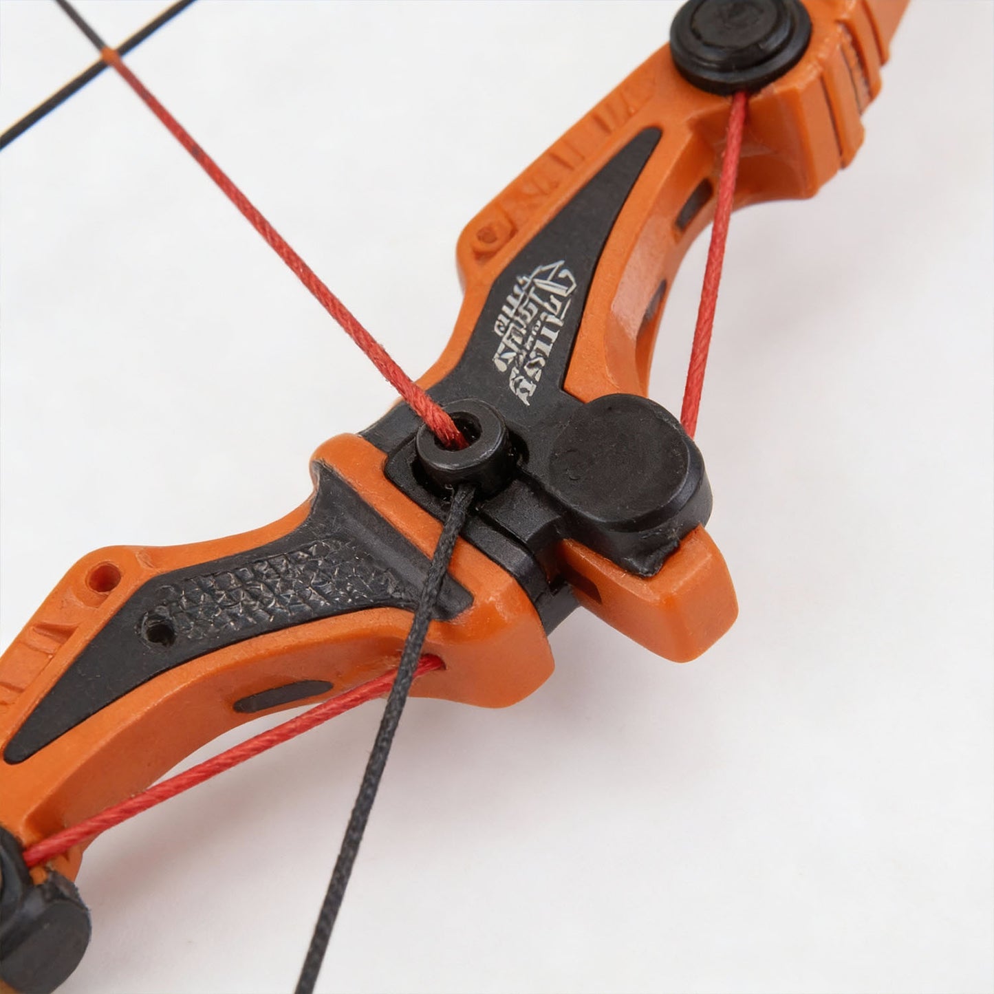 Kids bow and arrow toy with suction cup arrows
