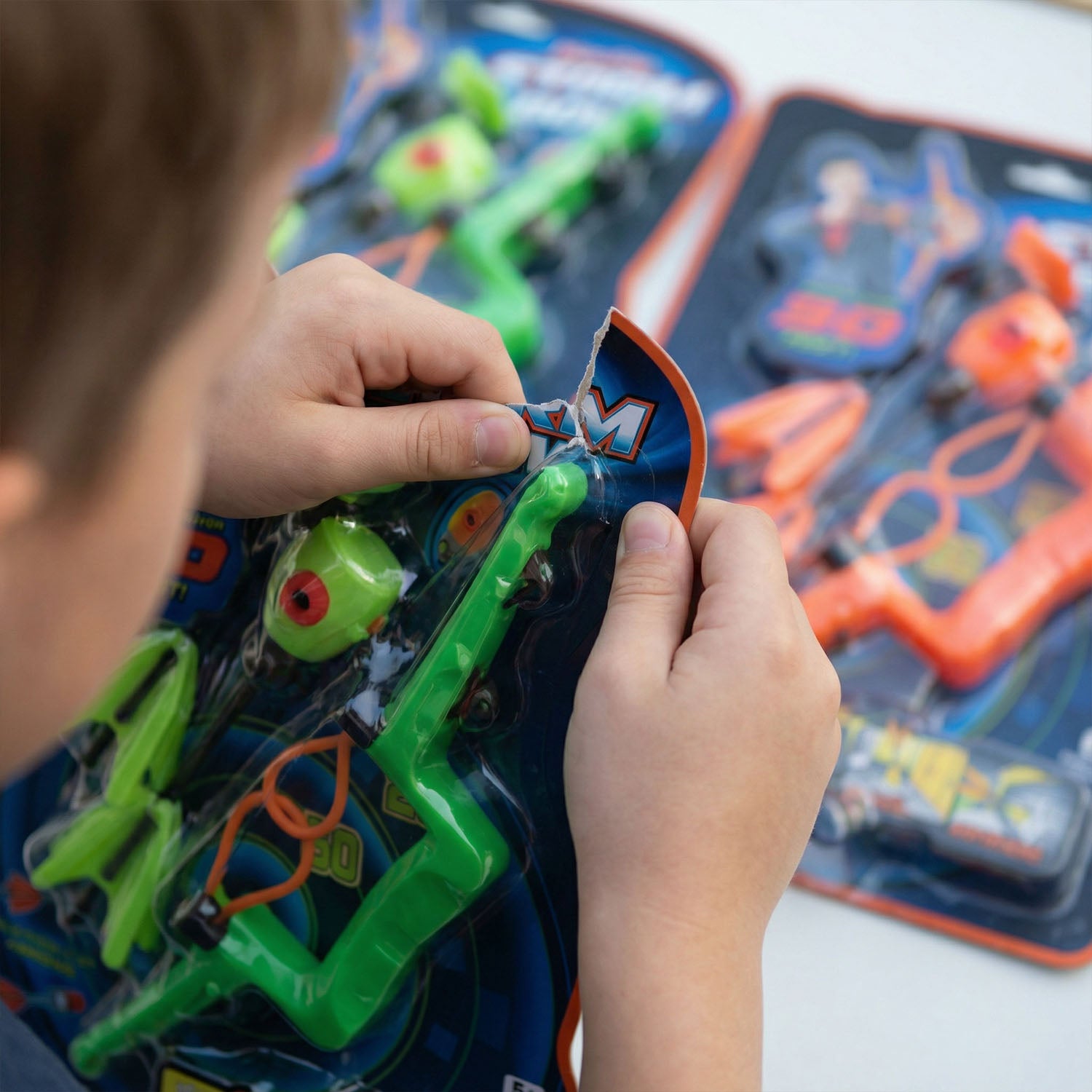 Indoor and outdoor bow toy for children