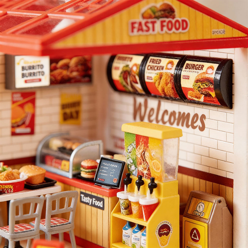 Small Town in Big City DIY Mini Fast Food Shop – Miniature Scene Set (125 PCS)